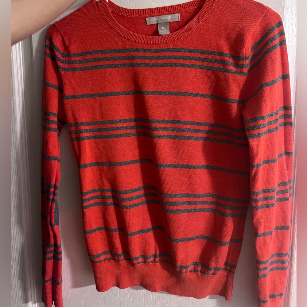 Banana Republic - Orange and Grey Sweater